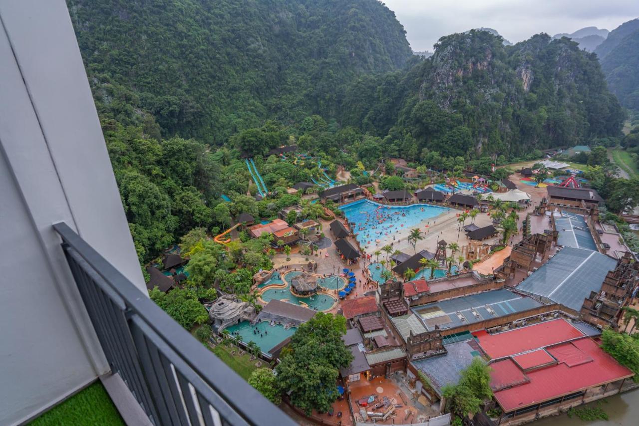 Ipoh Tambun Lost World Sunway Onsen Suites Luna 2R2B 8Paxs エクステリア 写真